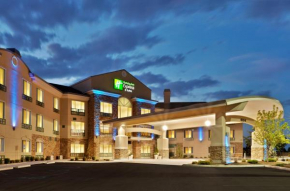  Holiday Inn Express & Suites Nampa - Idaho Center, an IHG Hotel  Нампа